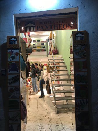 Kuil Pantheon